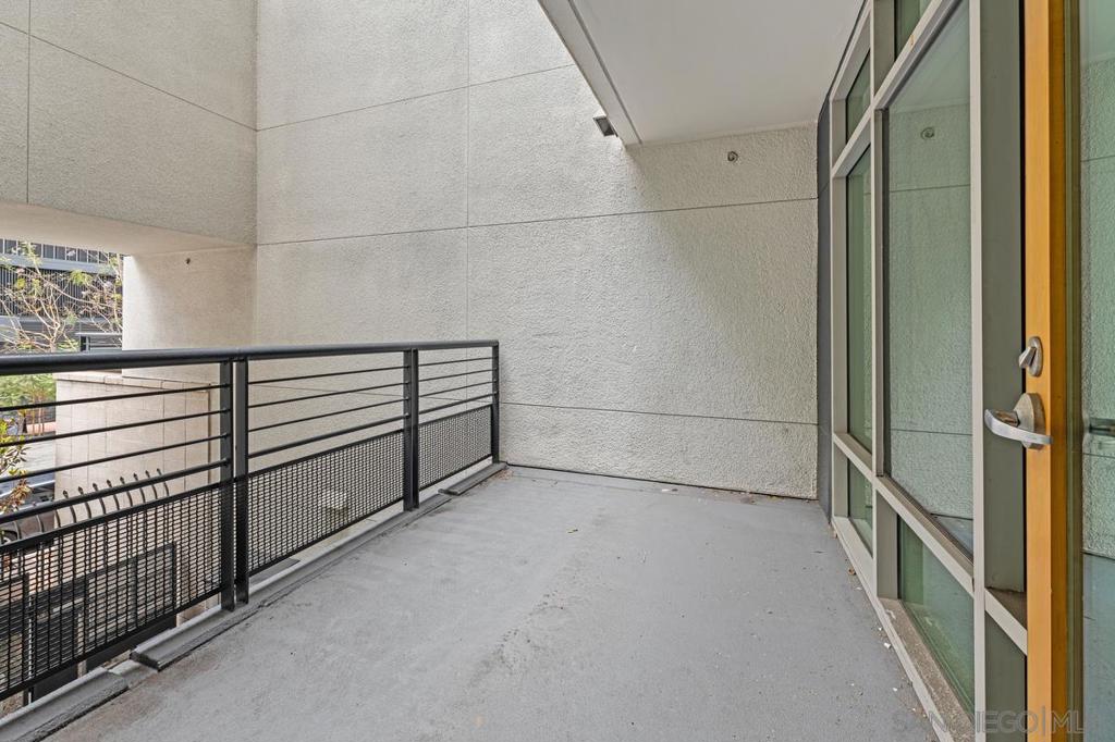 425 Beech - photo 13