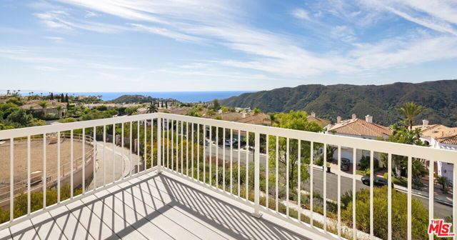 Drew Fenton | 16730 Calle De Catalina Pacific Palisades CA | MLS: 6884023