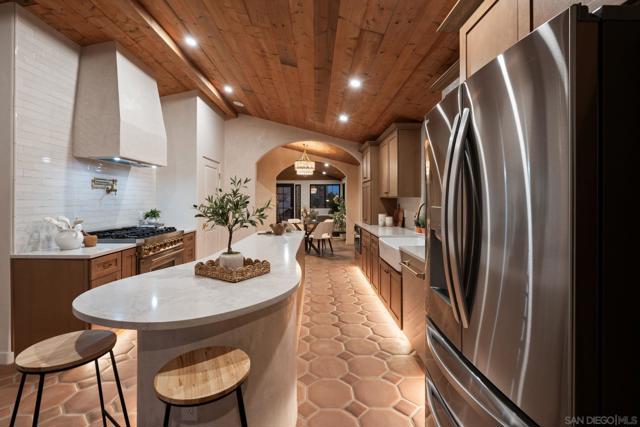 1566 Evergreen St, San Diego CA: https://media.crmls.org/mediaz/cc348695-c81b-48c6-ad0c-163b3b3bc41a.jpg