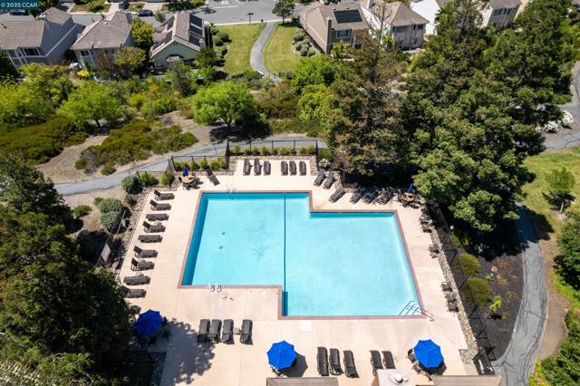 315 Glasgow Circle, Danville CA: https://media.crmls.org/mediaz/cc34bdb0-0b55-4542-b407-8f6eadf7b477.jpg