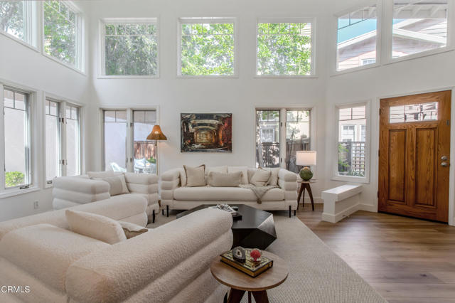 2759 Butter Creek Drive, Pasadena CA: https://media.crmls.org/mediaz/cc3514b4-7d9b-4b1b-8b15-7325ada7d829.jpg