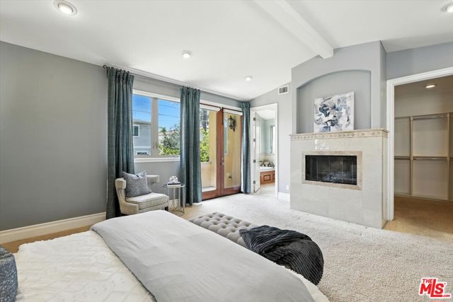 3200 Elm Avenue, Manhattan Beach, California 90266, 5 Bedrooms Bedrooms, ,4 BathroomsBathrooms,Residential,For Sale,Elm,25584821