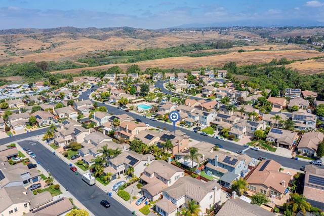 5191 Cobalt Way, Oceanside CA: https://media.crmls.org/mediaz/cc35b987-0400-4be1-8698-acf06df3f13b.jpg