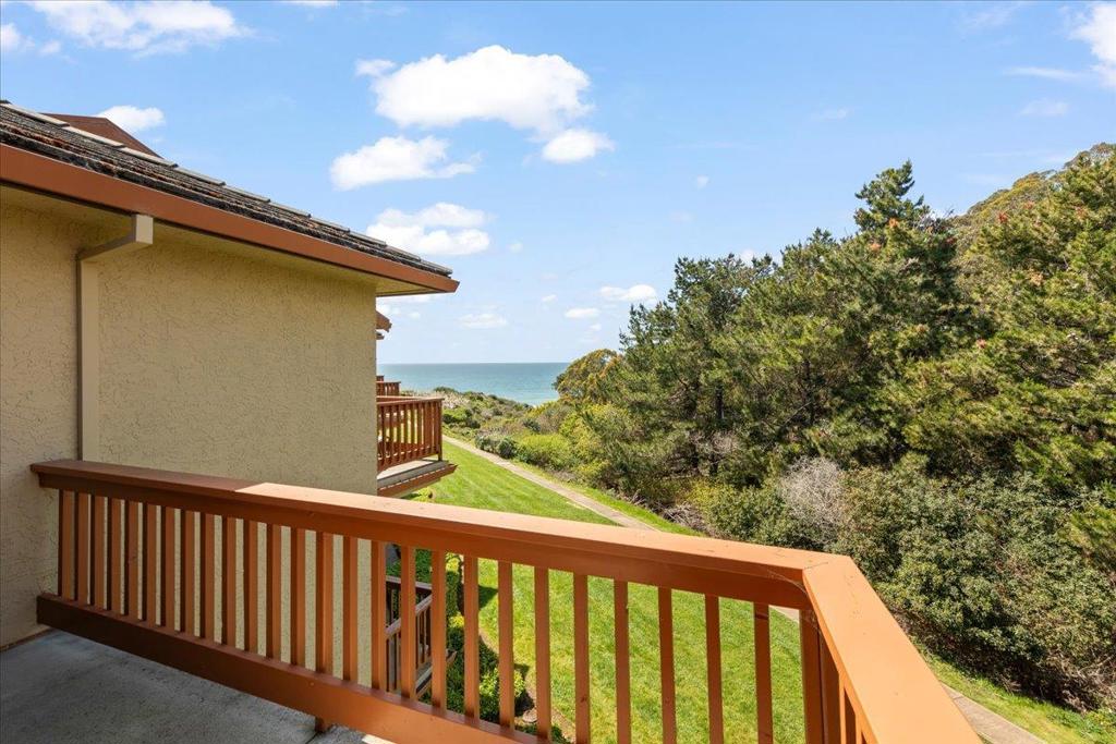 29 Seascape Resort Drive