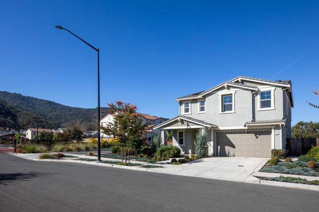 7021 Vintner Court, Gilroy CA: https://media.crmls.org/mediaz/cc36e866-9ea8-4192-b3f2-e4ea2b3f63a6.jpg