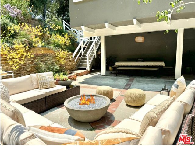 Outdoor Patio with lounge seating and dining