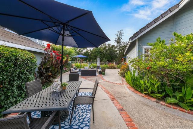 10602 Rancho Carmel Dr., San Diego CA: https://media.crmls.org/mediaz/cc37aef7-151e-4706-8238-4f8c56662c25.jpg