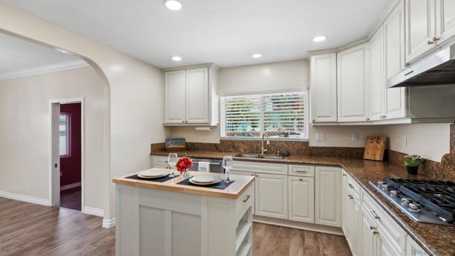 7355 Jamacha Rd, San Diego CA: https://media.crmls.org/mediaz/cc37bcc4-eb66-4c65-b657-522aafd12a49.jpg