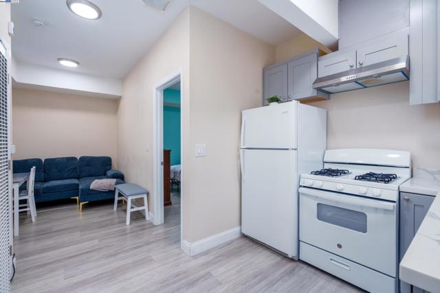 7691 Church Street, Gilroy CA: https://media.crmls.org/mediaz/cc37fef4-9055-446c-aa3e-09ca66be84f4.jpg