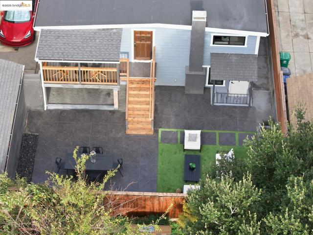 3274 Encinal Ave, Alameda CA: https://media.crmls.org/mediaz/cc391732-9236-4fbe-a154-c9632568f6f2.jpg