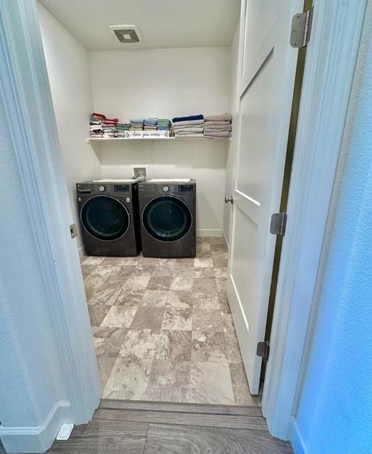 688 Sacramento Way, Hollister CA: https://media.crmls.org/mediaz/cc39bfd3-df21-407b-8dc1-38a33dbb07ab.jpg