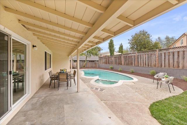 14000 Jerries Drive, Saratoga CA: https://media.crmls.org/mediaz/cc39c769-a679-4402-9952-e9b54dea9885.jpg