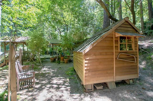 7030 Scotts Valley Drive, Scotts Valley CA: https://media.crmls.org/mediaz/cc3a2243-3e5c-4b86-b755-5b614c8d20fc.jpg