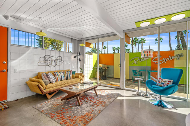 1111 E Palm Canyon Drive, Palm Springs CA: https://media.crmls.org/mediaz/cc3a4040-3d72-4f9c-b967-6eaa5eda1c0b.jpg