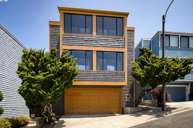 17 Ora Way, San Francisco CA: https://media.crmls.org/mediaz/cc3b872c-ed30-4e1c-92f0-f5e8ed0b6f19.jpg