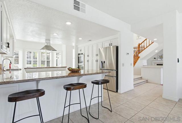 Image 14 of 53 For 12316 Avenida Consentido