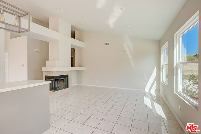 2536 LAKE Drive photo 6