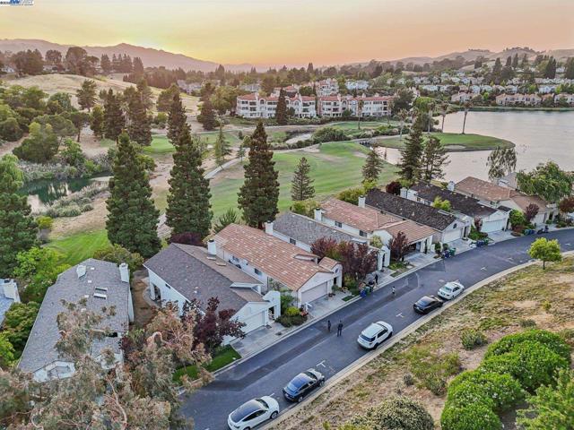 5310 E Lakeshore, San Ramon CA: https://media.crmls.org/mediaz/cc3bc261-8d35-4c1b-b13e-26a865d569fb.jpg