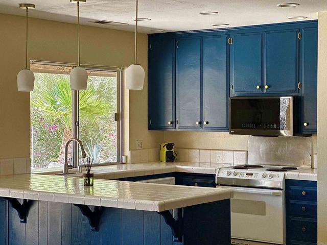 Detail Gallery Image 9 of 26 For 1471 De Anza Dr, Borrego Springs,  CA 92004 - 2 Beds | 2 Baths
