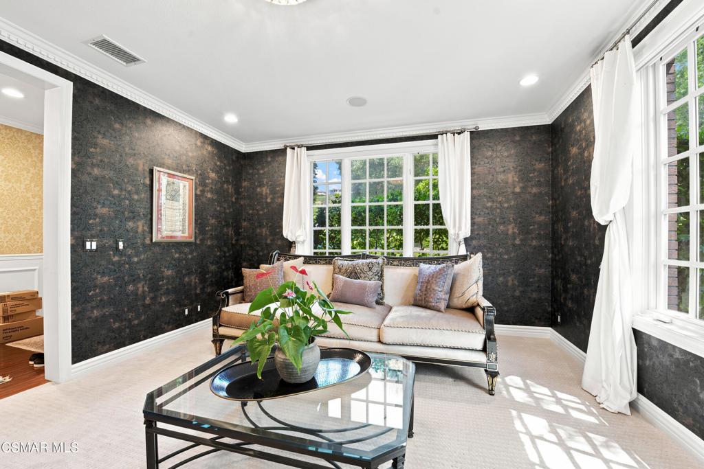 MLS #226003973 image #1