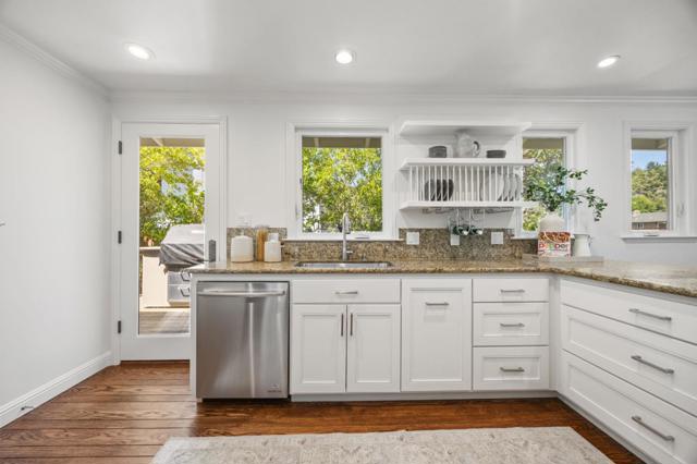 236 Windsor Drive, San Carlos CA: https://media.crmls.org/mediaz/cc3c8af0-003b-4969-8bf3-b36c83ffa3fb.jpg