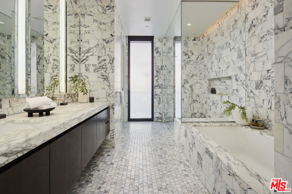 MLS #26849625 image #3
