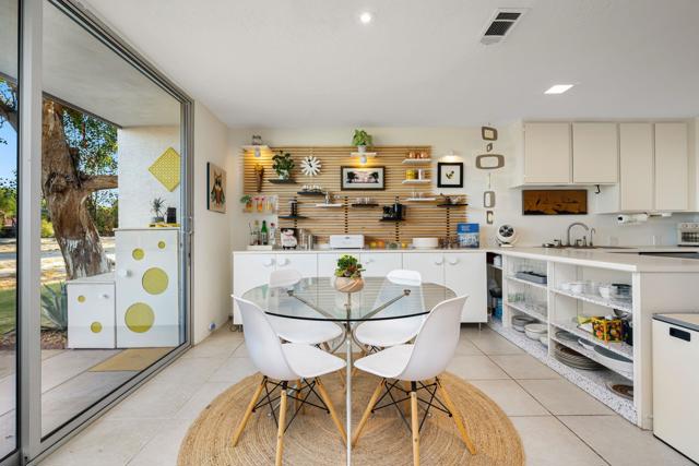 2501 N Whitewater Club Drive, Palm Springs CA: https://media.crmls.org/mediaz/cc3cdd87-aa0b-48ec-9994-60eec5916e0f.jpg