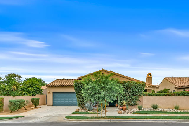 79756 Cassia Street, La Quinta CA: https://media.crmls.org/mediaz/cc3dab8f-66f1-4e86-966c-b61028bede93.jpg