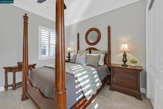 5057 Volterra Ct, Dublin CA: https://media.crmls.org/mediaz/cc3db095-71e3-40b3-8483-fac9c5e7caa7.jpg