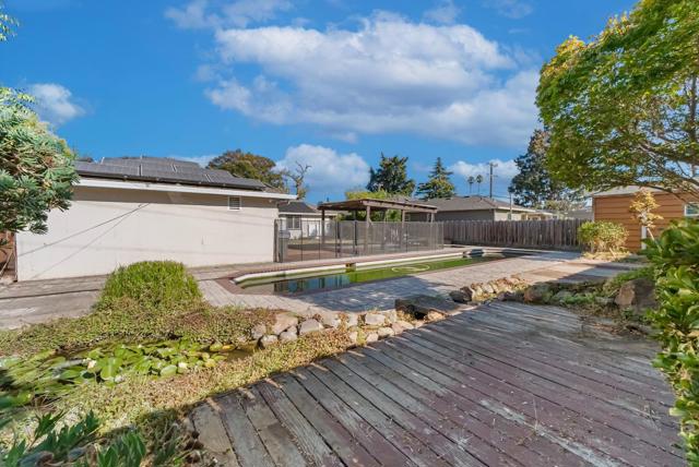 701 S Clover Avenue, San Jose CA: https://media.crmls.org/mediaz/cc3f2924-0f66-450e-8ff0-8edb6296a549.jpg