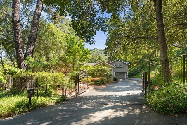 15745 Peach Hill Road, Saratoga CA: https://media.crmls.org/mediaz/cc4015b3-da75-4a56-be6b-c8515a84cb98.jpg