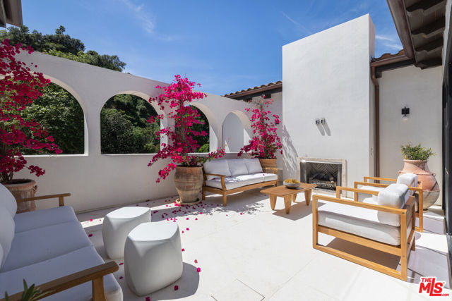 Drew Fenton | 966 Stone Canyon Road Los Angeles CA | MLS: 7725971