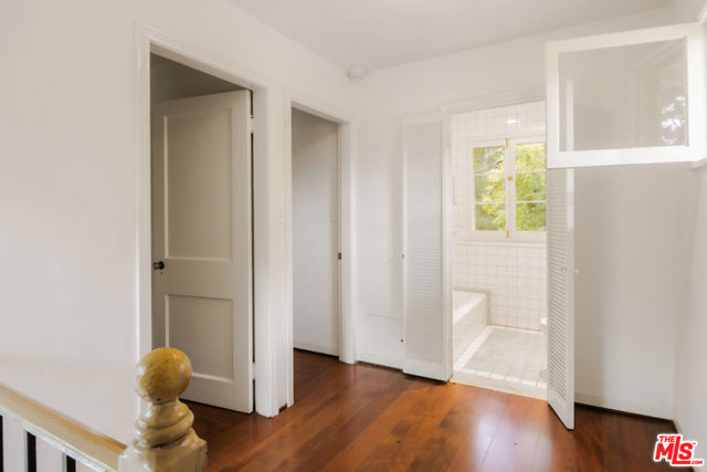 405 Toro Canyon Road, Carpinteria CA: https://media.crmls.org/mediaz/cc419635-ae2e-44f8-b05b-f47859a7e8cf.jpg