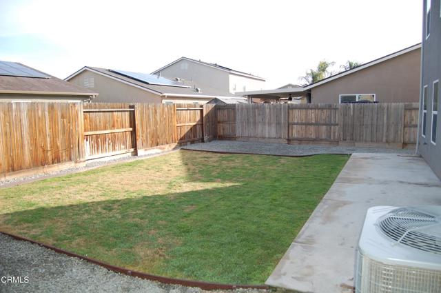 6200 Whaleback Avenue, Bakersfield CA: https://media.crmls.org/mediaz/cc4275fc-632e-4214-9203-02b061fffdf4.jpg