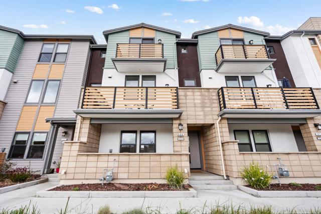609 E Evelyn Avenue, Sunnyvale CA: https://media.crmls.org/mediaz/cc42c744-bd8d-471b-b869-47b2a238c491.jpg