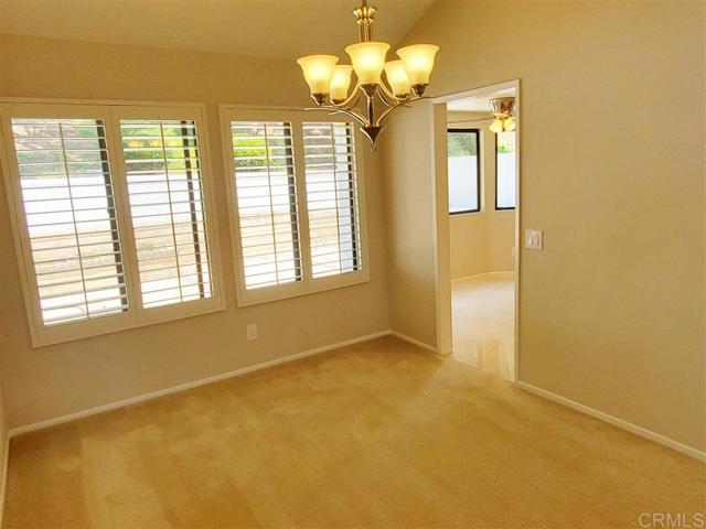 Detail Gallery Image 23 of 35 For 6808 Watercourse Dr, Carlsbad,  CA 92011 - 3 Beds | 2/1 Baths