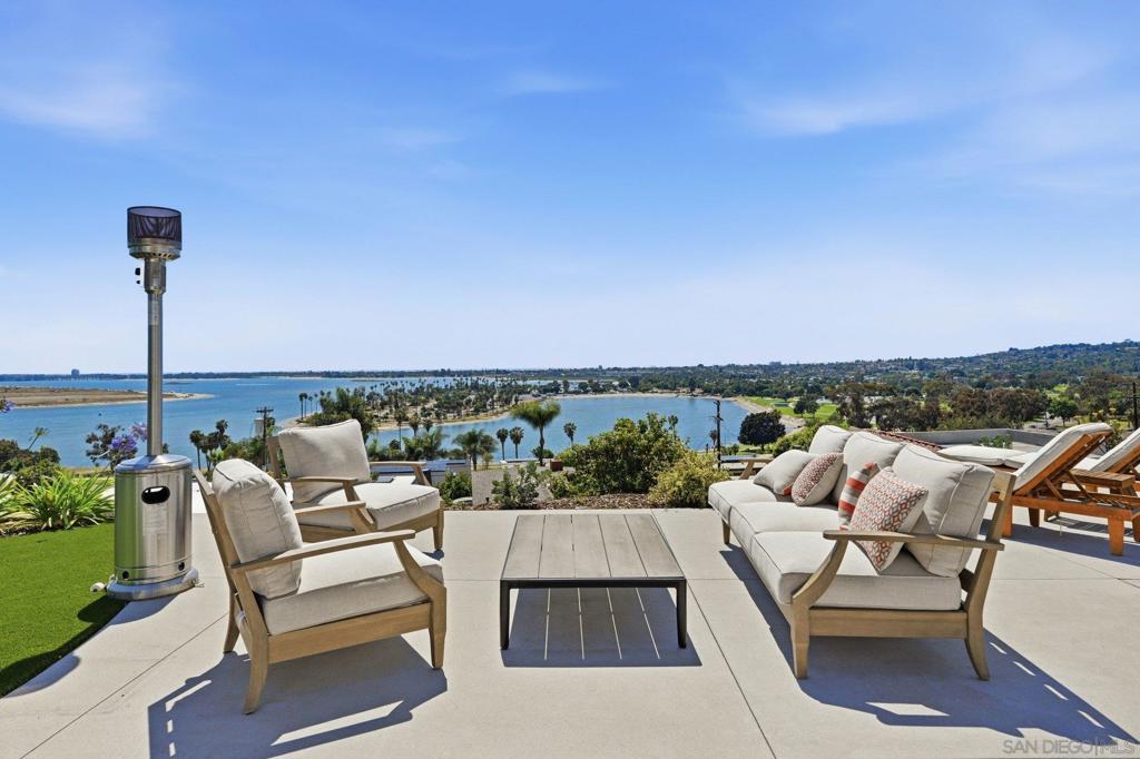 3080 Lloyd - photo 6