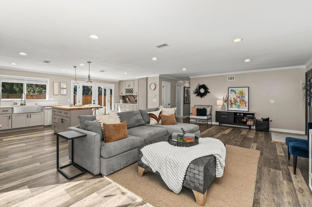 Cc44C453 F645 4D29 937E F963Cf890888 8347 Carlton Oaks Dr., Santee, Ca 92071 &Lt;Span Style='BackgroundColor:transparent;Padding:0Px;'&Gt; &Lt;Small&Gt; &Lt;I&Gt; &Lt;/I&Gt; &Lt;/Small&Gt;&Lt;/Span&Gt;