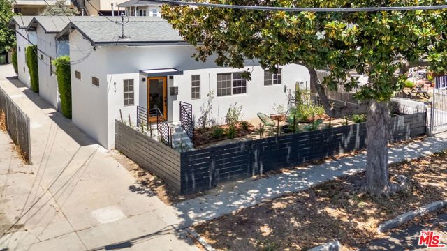 617 Micheltorena Street, Los Angeles CA: https://media.crmls.org/mediaz/cc44dcbf-d976-4463-b211-c726125b86ec.jpg