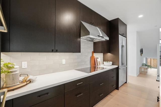 Image 11 of 55 For 3012 Vistamont Drive