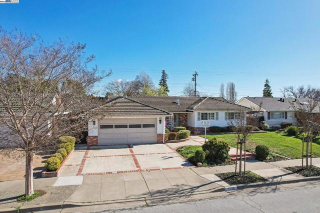 Image 44 of 53 For 5238 Brophy Dr