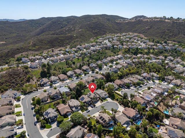 12224 Mulholland Ct, San Diego CA: https://media.crmls.org/mediaz/cc477f38-65ee-427c-b970-d2d426c18f8a.jpg