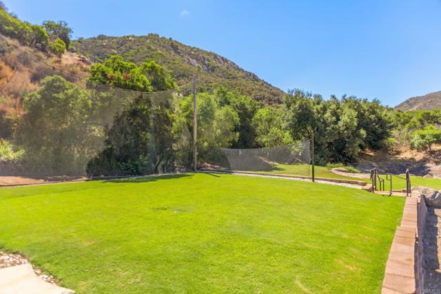 Detail Gallery Image 29 of 33 For 8975 Lawrence Welk #146,  Escondido,  CA 92026 - 2 Beds | 2 Baths