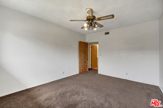 9855 Emperor Avenue, Arcadia CA: https://media.crmls.org/mediaz/cc47bf4d-eda4-4811-989c-7e353133f18a.jpg