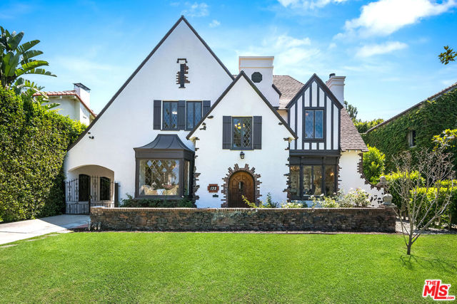 Image 1 of 58 For 132 Beachwood Drive