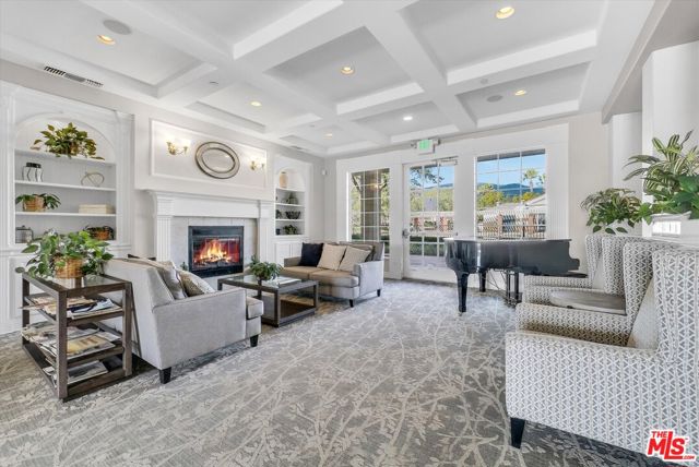 5611 Scharf Avenue, Fontana CA: https://media.crmls.org/mediaz/cc4aa64a-9e04-4c8f-a9b9-1334f0353ea3.jpg