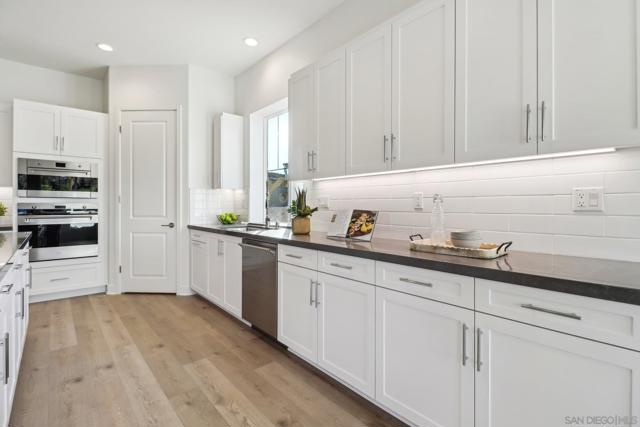 29527 Viking View Ln, Valley Center CA: https://media.crmls.org/mediaz/cc4babd0-b092-474a-a519-4f5a70f76760.jpg