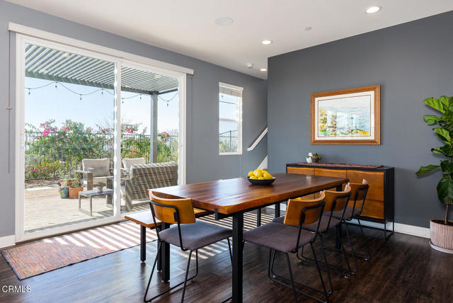 Detail Gallery Image 9 of 35 For 11825 Terra Vista Way #133,  Sylmar,  CA 91342 - 3 Beds | 2/1 Baths