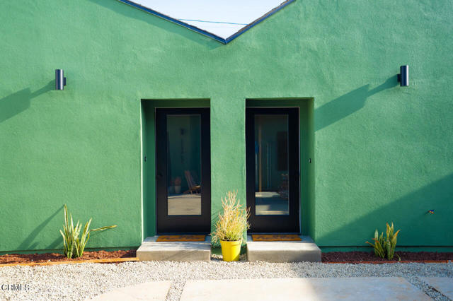 2250 Gatewood Street, Los Angeles CA: https://media.crmls.org/mediaz/cc4d1787-22f1-4864-8449-5c71c40c9d7c.jpg