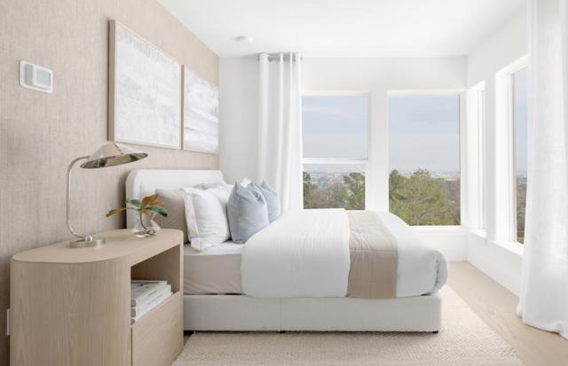 2305 Red Oak Court, San Mateo CA: https://media.crmls.org/mediaz/cc4d27bb-a173-4dae-b687-0088a244c16f.jpg
